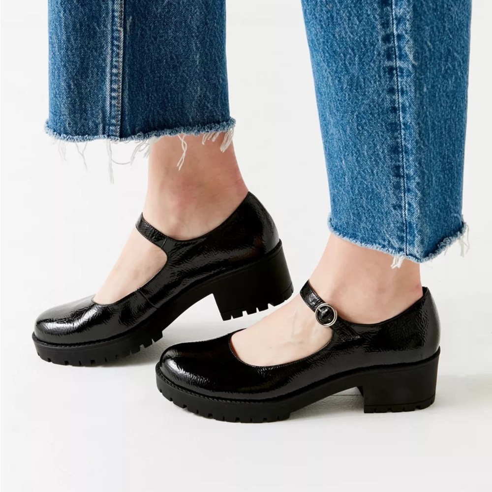 Urban Outfitters Chunky Heel Mary Janes Black Patent Platform Balletcore Indie